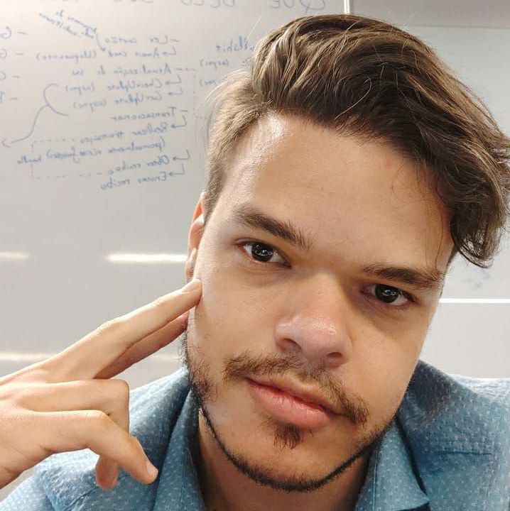 Pedro Castilho (líder do painel)